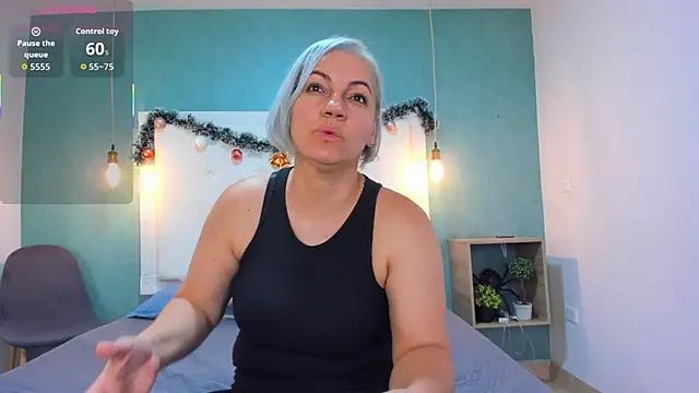 Heidy milf online show from December 5, 9:12 pm