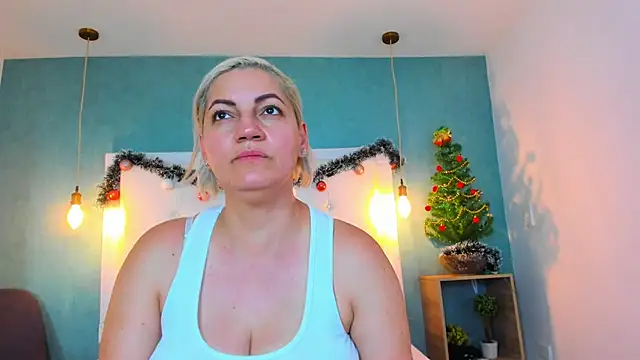 Heidy milf online show from December 20, 8:12 pm