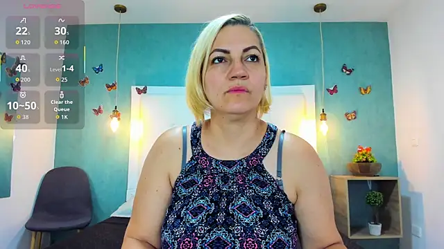 Snapshot of Heidy_milf chatting on October 23, 8:40 pm Heidy milf online show from October 23, 8:40 pm