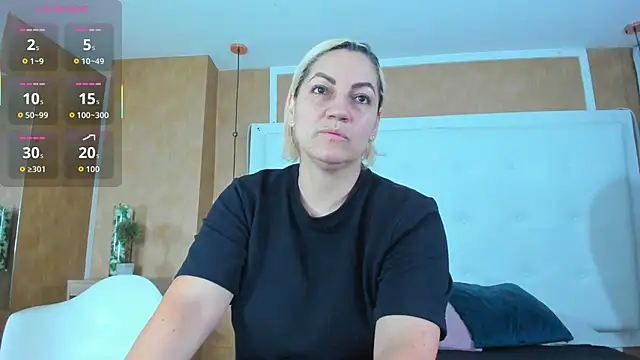 Heidy milf online show from January 31, 8:40 pm