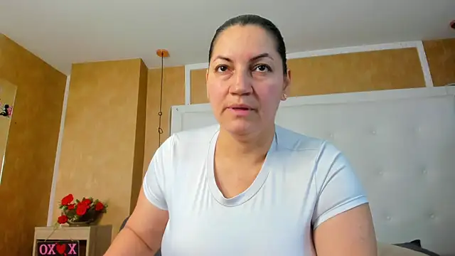 Snapshot of Heidy_milf chatting on July 10, 8:31 pm Heidy milf online show from July 10, 8:31 pm