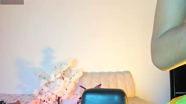 luxurykatty online show from October 29, 11:25 pm