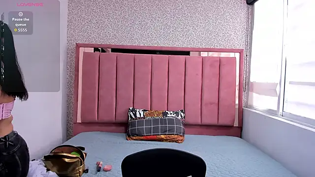 Barbara fox   online show from January 10, 12:00 pm