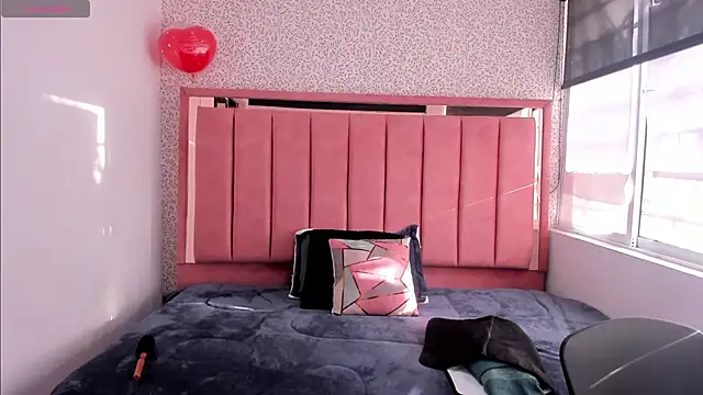 Snapshot of Barbara_fox__ chatting on October 16, 12:02 pm Barbara fox online show from October 16, 12:02 pm