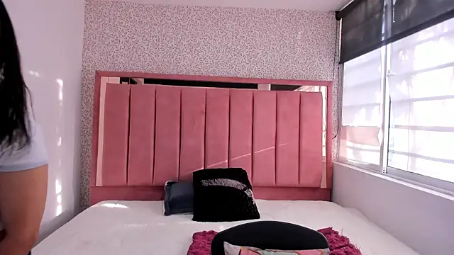 Barbara fox   online show from November 3, 11:58 am