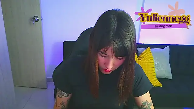 Yulienneg online show from February 7, 1:13 am