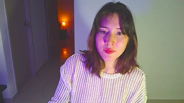 Yulienneg online show from April 3, 3:24 am