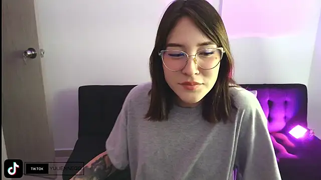 Yulienneg online show from November 23, 12:31 am