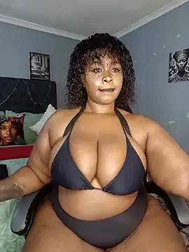 Snapshot of BBW_CUMX chatting on October 13, 4:36 am BBW CUMX online show from October 13, 4:36 am