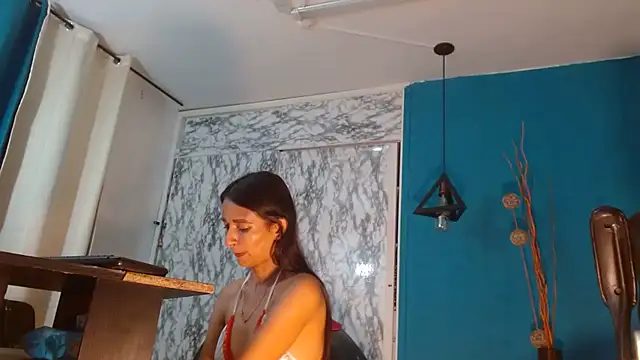 hanna mooreee online show from February 22, 12:02 am