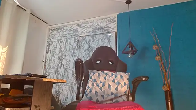 hanna mooreee online show from March 26, 7:01 pm