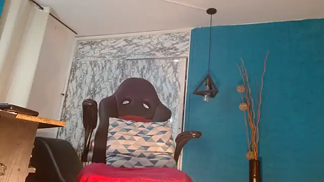 hanna mooreee online show from March 3, 6:59 pm