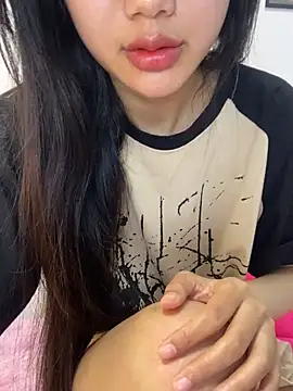Snapshot of Sexlove_bb chatting on September 20, 2:22 pm Sexlove bb online show from September 20, 2:22 pm