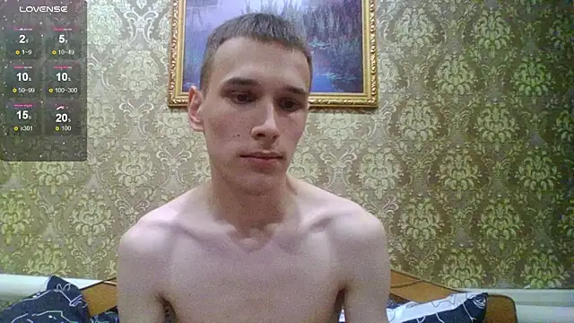 your   honeyy online show from November 7, 7:46 am