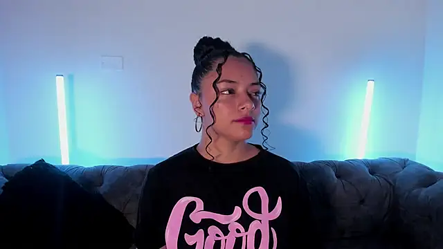 Angellit Afrodita  online show from December 2, 11:12 am