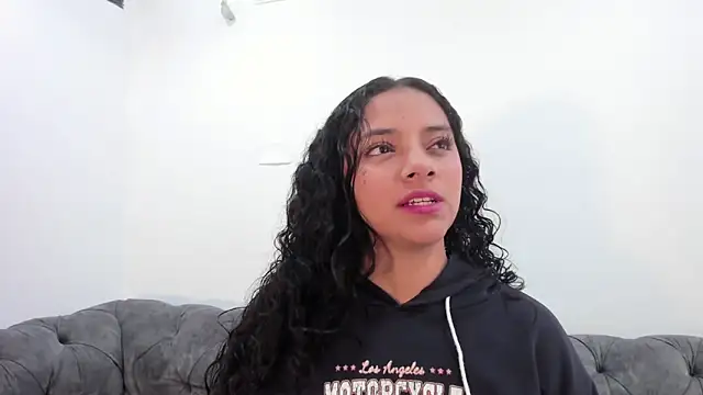 Angellit Afrodita  online show from November 21, 10:25 am