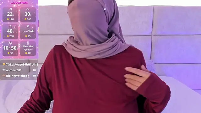  Nadiaa online show from April 15, 7:58 pm