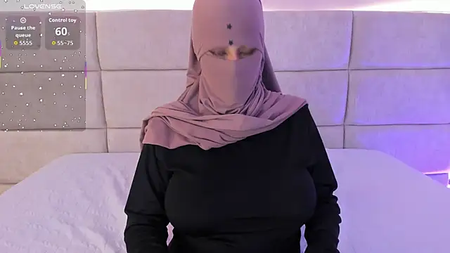 Snapshot of _Nadiaa chatting on June 11, 7:33 pm Nadiaa online show from June 11, 7:33 pm