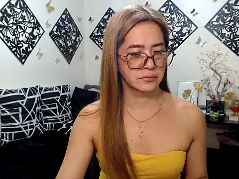 Snapshot of TheMISTRESSx69 chatting on June 3, 2:33 pm TheMISTRESSx69 online show from June 3, 2:33 pm