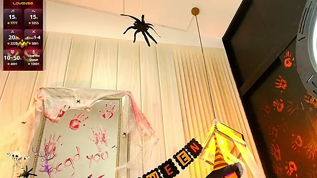 Snapshot of TaylerWhite chatting on November 1, 12:32 pm TaylerWhite online show from November 1, 12:32 pm