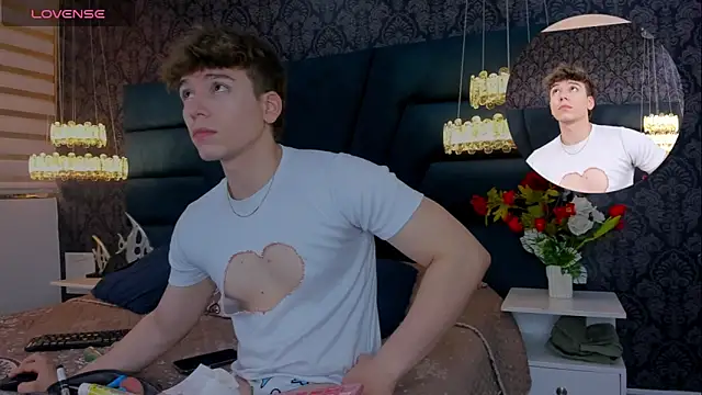 TaylerWhite online show from March 1, 11:43 am