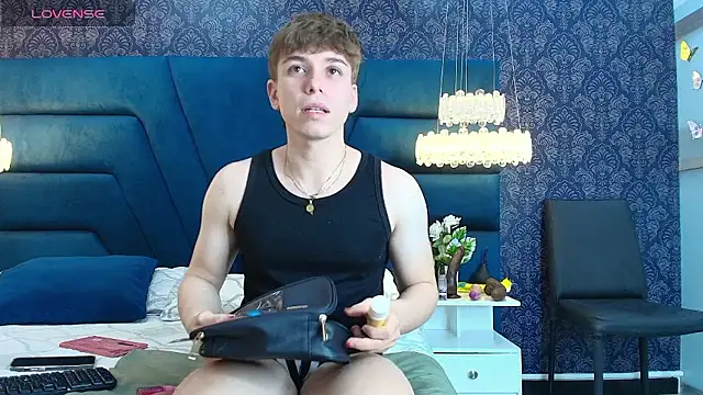 TaylerWhite online show from January 14, 12:09 pm