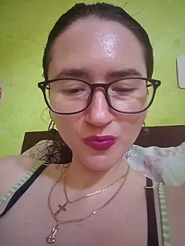 Snapshot of Linda_Hot13 chatting on September 24, 2:34 pm Linda Hot13 online show from September 24, 2:34 pm
