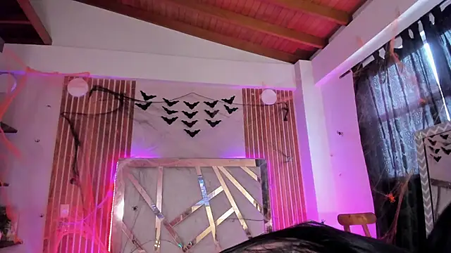 sweet tamara  online show from October 22, 7:35 pm