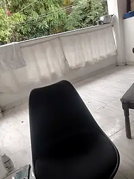 marly charm  online show from February 14, 6:30 pm