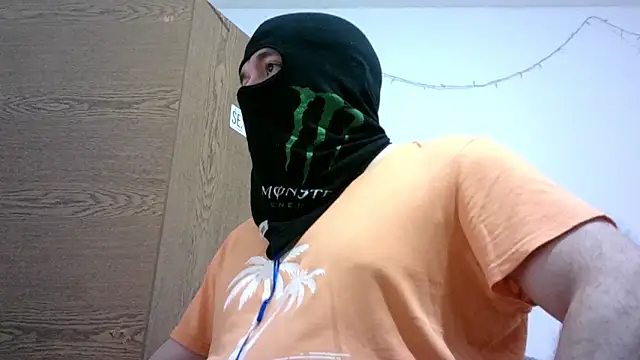 Black Scorpion91 online show from October 24, 5:34 pm