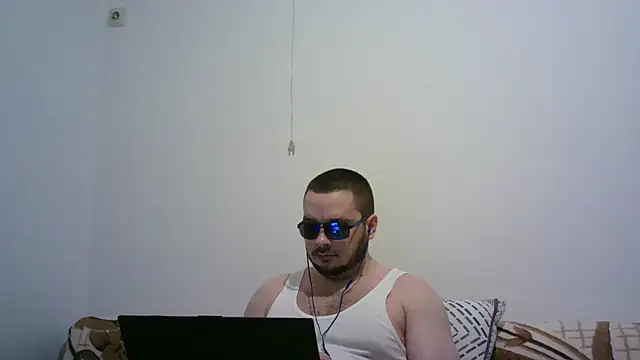 Snapshot of Black_Scorpion91 chatting on May 27, 1:57 am Black Scorpion91 online show from May 27, 1:57 am