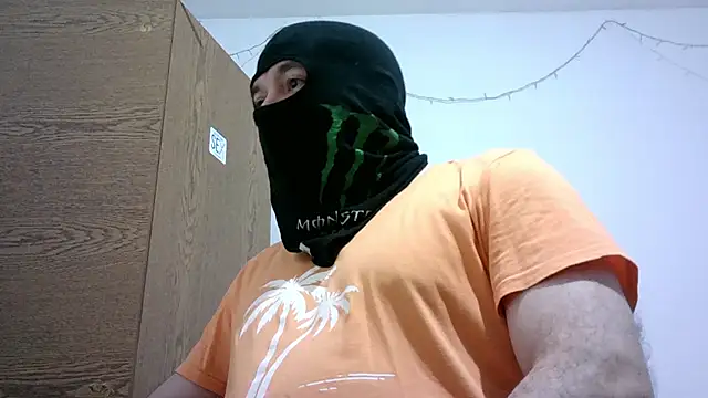 Black Scorpion91 online show from October 27, 5:03 pm