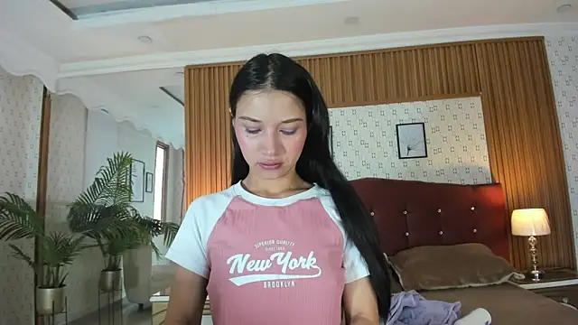 Sophie Calloway online show from March 25, 2:16 pm