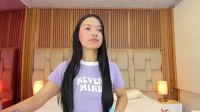 Sophie Calloway online show from April 9, 2:34 pm