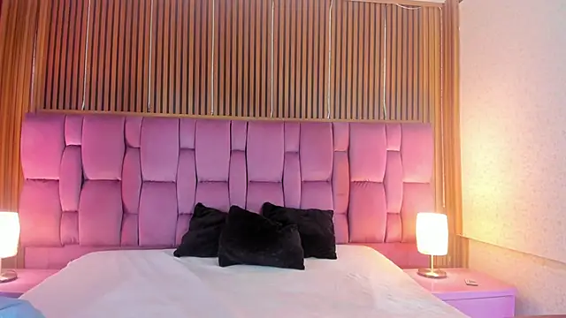 Sophie Calloway online show from October 28, 2:38 pm