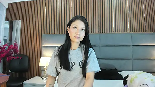 Snapshot of Sophie_Calloway chatting on September 26, 1:07 pm Sophie Calloway online show from September 26, 1:07 pm