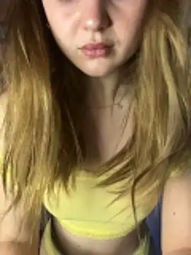 Emaline Fane online show from April 23, 9:05 pm