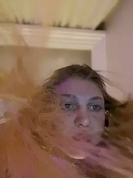 Snapshot of Emaline_Fane chatting on January 9, 6:15 pm Emaline Fane online show from January 9, 6:15 pm