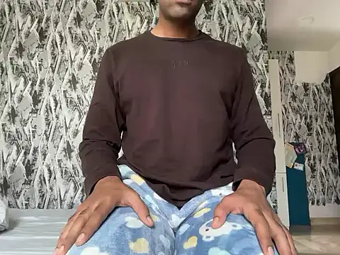 Snapshot of daddyum chatting on October 19, 8:06 am daddyum online show from October 19, 8:06 am