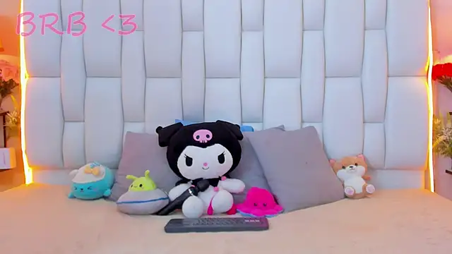 Snapshot of MilkWhore1 chatting on September 12, 12:16 pm MilkWhore1 online show from September 12, 12:16 pm