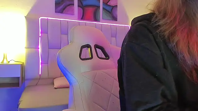 MilkWhore1 online show from March 12, 7:51 pm