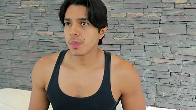 Snapshot of Anker_Colin chatting on October 11, 11:17 pm Anker Colin online show from October 11, 11:17 pm