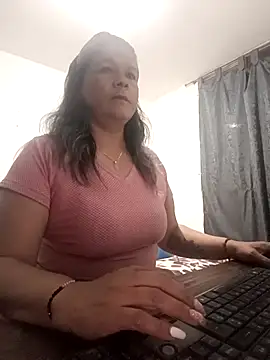 SolVegaNaciente online show from January 8, 2:28 am