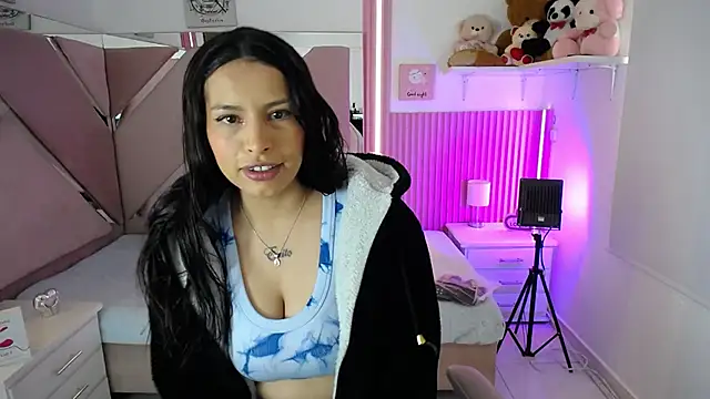 Mia garcia28 online show from October 1, 7:29 pm