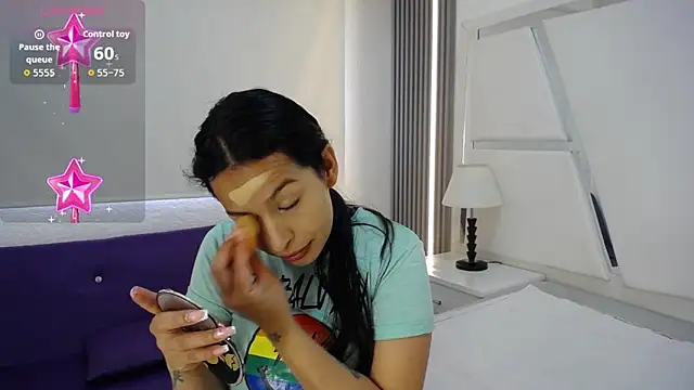 Mia garcia28 online show from March 18, 7:59 pm