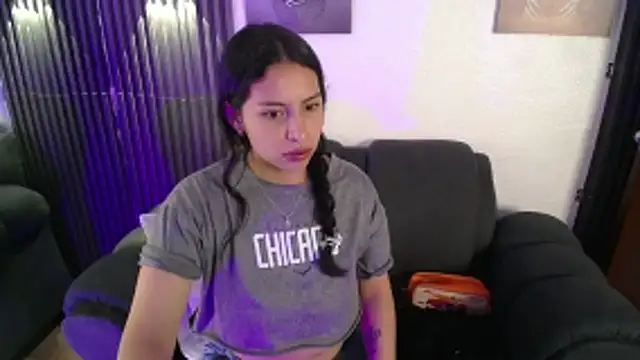 Mia garcia28 online show from October 16, 8:06 pm