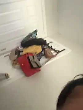 honestlychina online show from October 3, 1:56 pm