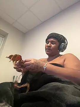 honestlychina online show from April 3, 10:43 am