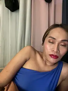 RomanticPearlTS online show from February 13, 2:22 am