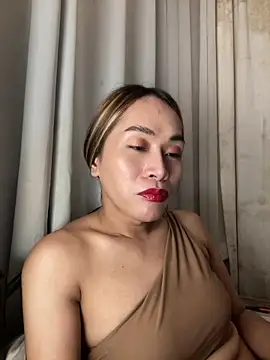 RomanticPearlTS online show from February 25, 2:45 am